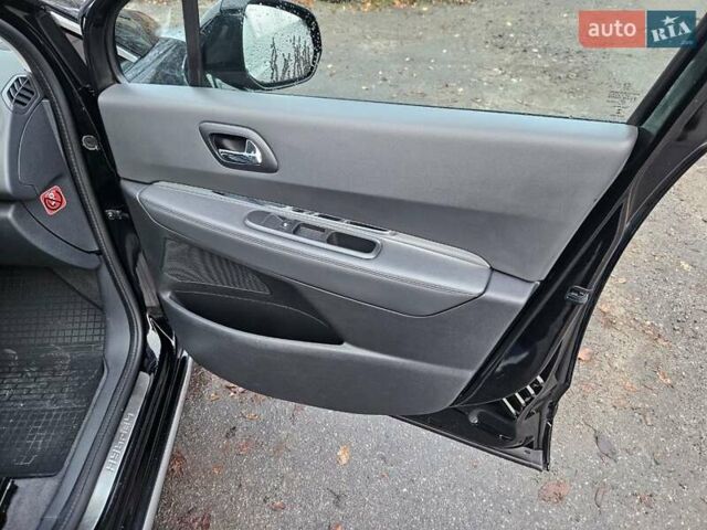 Черный Пежо 3008, объемом двигателя 2 л и пробегом 175 тыс. км за 10700 $, фото 18 на Automoto.ua