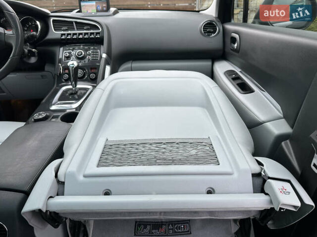 Черный Пежо 3008, объемом двигателя 1.6 л и пробегом 222 тыс. км за 9950 $, фото 153 на Automoto.ua