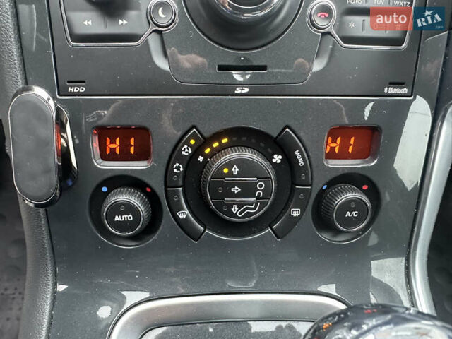 Черный Пежо 3008, объемом двигателя 1.6 л и пробегом 222 тыс. км за 9950 $, фото 109 на Automoto.ua