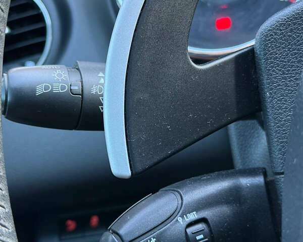 Чорний Пежо 3008, об'ємом двигуна 1.6 л та пробігом 247 тис. км за 9700 $, фото 50 на Automoto.ua