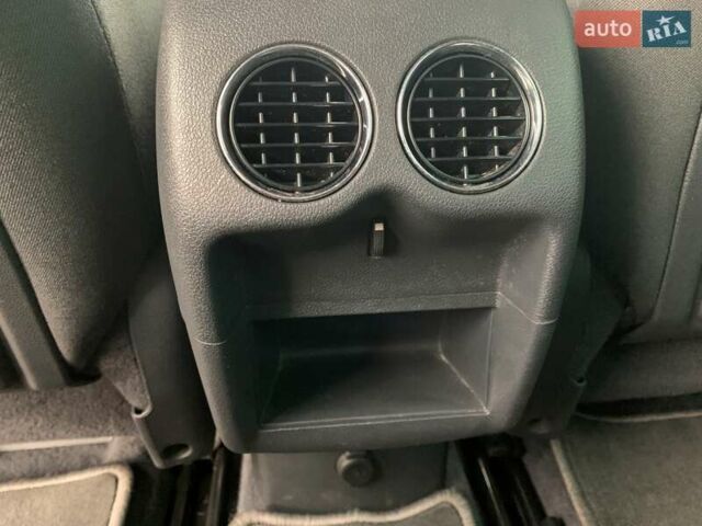 Пежо 3008 2014 в Дрогобыче на Automoto.ua Черный Пежо 3008, объемом двигателя 1.56 л и пробегом 223 тыс. км за 10199 $, фото 46 на Automoto.ua