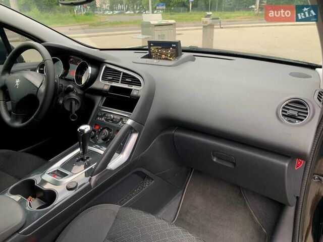 Пежо 3008 2014 в Дрогобыче на Automoto.ua Черный Пежо 3008, объемом двигателя 1.56 л и пробегом 223 тыс. км за 10199 $, фото 39 на Automoto.ua