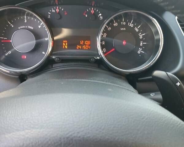 Черный Пежо 3008, объемом двигателя 1.56 л и пробегом 242 тыс. км за 10300 $, фото 7 на Automoto.ua