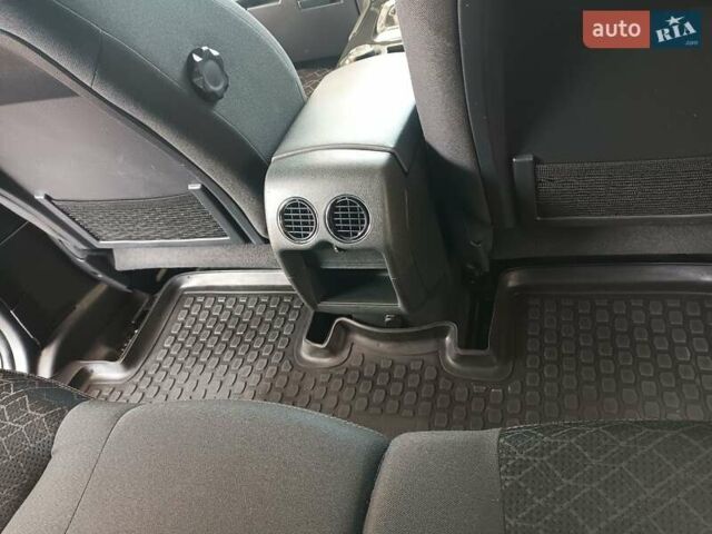 Черный Пежо 3008, объемом двигателя 1.6 л и пробегом 190 тыс. км за 10400 $, фото 21 на Automoto.ua