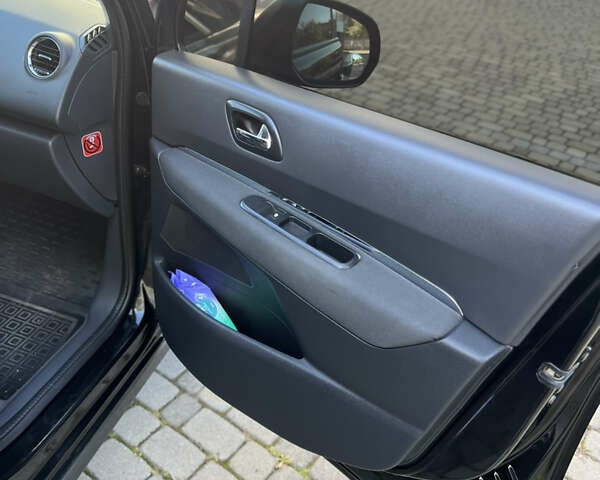 Чорний Пежо 3008, об'ємом двигуна 1.56 л та пробігом 261 тис. км за 9990 $, фото 31 на Automoto.ua