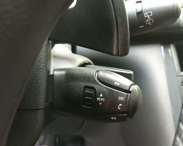 Черный Пежо 3008, объемом двигателя 1.6 л и пробегом 190 тыс. км за 10400 $, фото 15 на Automoto.ua