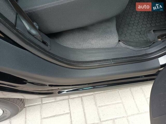 Черный Пежо 3008, объемом двигателя 1.6 л и пробегом 190 тыс. км за 10400 $, фото 62 на Automoto.ua