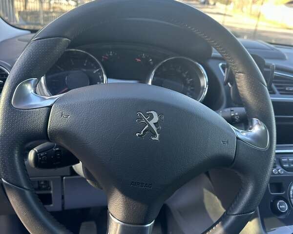 Чорний Пежо 3008, об'ємом двигуна 1.6 л та пробігом 151 тис. км за 9999 $, фото 22 на Automoto.ua