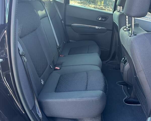 Чорний Пежо 3008, об'ємом двигуна 1.6 л та пробігом 151 тис. км за 9999 $, фото 17 на Automoto.ua