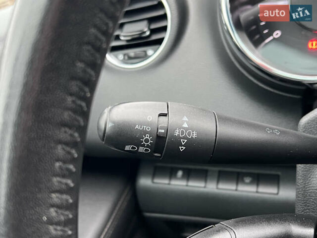 Чорний Пежо 3008, об'ємом двигуна 1.6 л та пробігом 249 тис. км за 12900 $, фото 36 на Automoto.ua