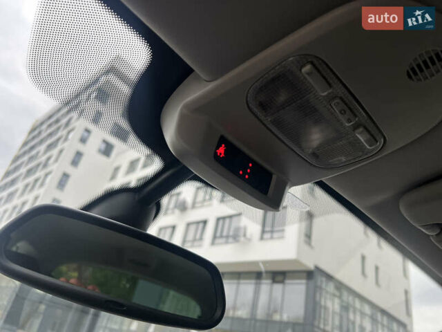 Черный Пежо 3008, объемом двигателя 1.6 л и пробегом 187 тыс. км за 10950 $, фото 39 на Automoto.ua