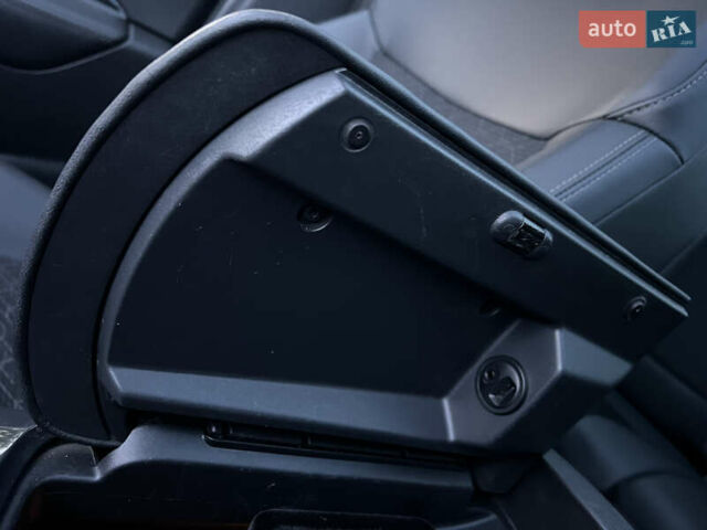 Чорний Пежо 3008, об'ємом двигуна 1.6 л та пробігом 249 тис. км за 12850 $, фото 65 на Automoto.ua