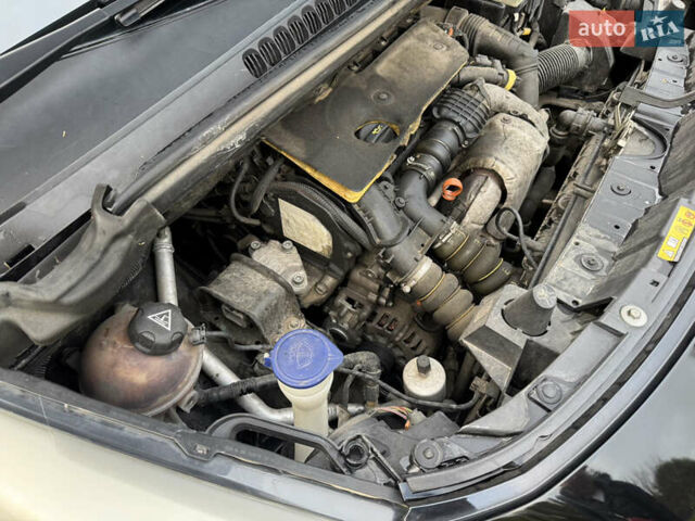 Черный Пежо 3008, объемом двигателя 1.56 л и пробегом 256 тыс. км за 12000 $, фото 77 на Automoto.ua