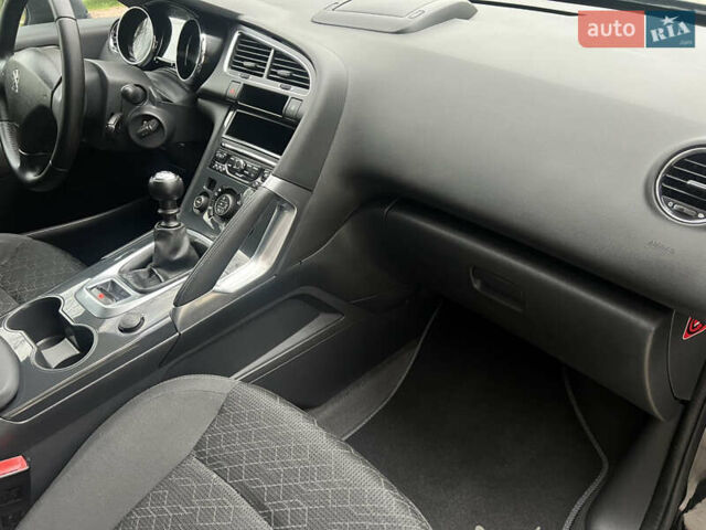 Черный Пежо 3008, объемом двигателя 1.6 л и пробегом 187 тыс. км за 10950 $, фото 34 на Automoto.ua