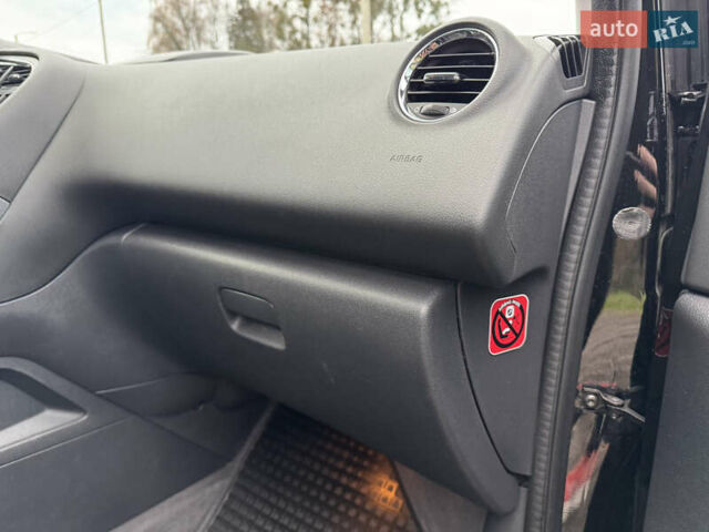 Черный Пежо 3008, объемом двигателя 1.56 л и пробегом 256 тыс. км за 12000 $, фото 34 на Automoto.ua