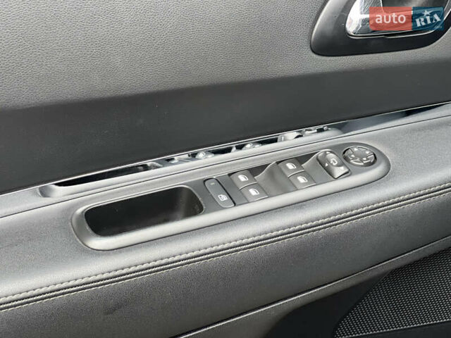 Черный Пежо 3008, объемом двигателя 1.6 л и пробегом 190 тыс. км за 13200 $, фото 29 на Automoto.ua