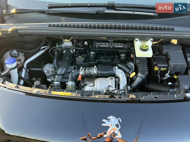 Черный Пежо 3008, объемом двигателя 1.6 л и пробегом 190 тыс. км за 13200 $, фото 30 на Automoto.ua