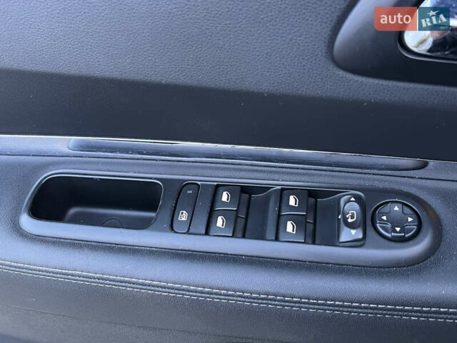 Чорний Пежо 3008, об'ємом двигуна 1.6 л та пробігом 249 тис. км за 12850 $, фото 60 на Automoto.ua