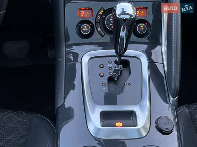 Чорний Пежо 3008, об'ємом двигуна 1.6 л та пробігом 249 тис. км за 12850 $, фото 52 на Automoto.ua