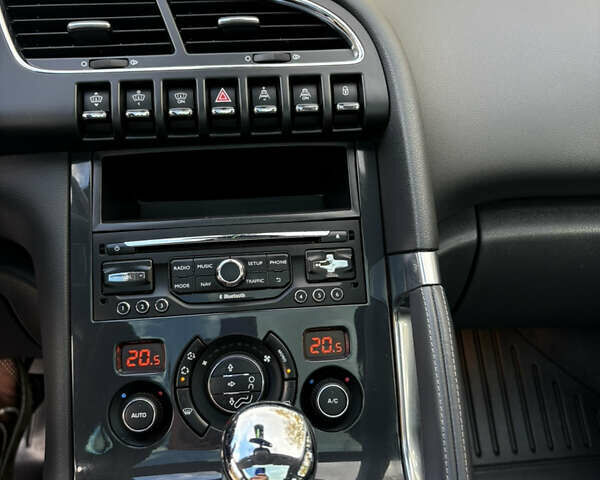 Черный Пежо 3008, объемом двигателя 1.6 л и пробегом 200 тыс. км за 12250 $, фото 75 на Automoto.ua