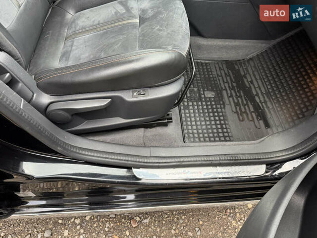 Черный Пежо 3008, объемом двигателя 1.56 л и пробегом 256 тыс. км за 12000 $, фото 33 на Automoto.ua