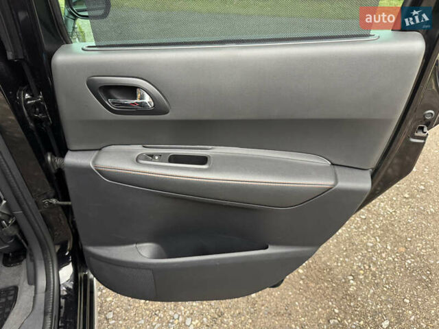 Черный Пежо 3008, объемом двигателя 1.56 л и пробегом 256 тыс. км за 12000 $, фото 39 на Automoto.ua