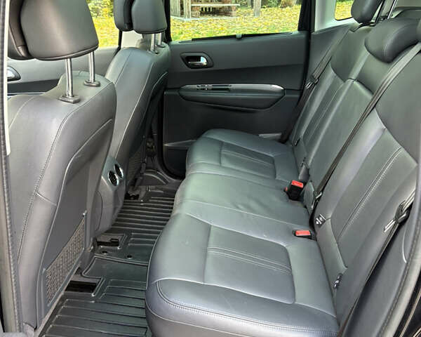 Черный Пежо 3008, объемом двигателя 1.6 л и пробегом 200 тыс. км за 12250 $, фото 63 на Automoto.ua