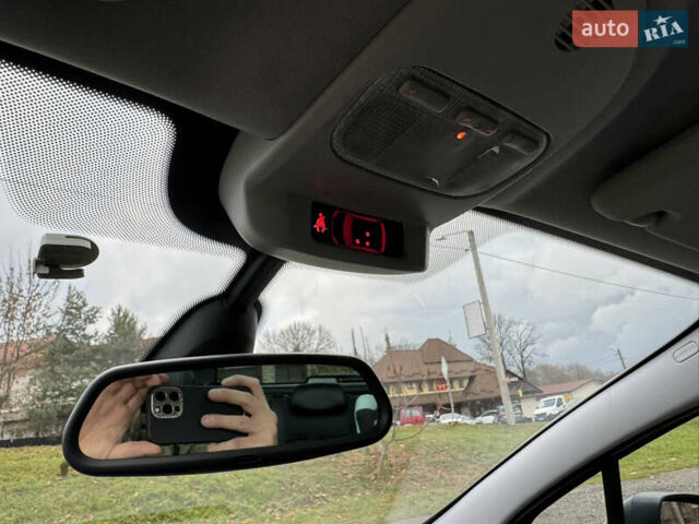 Черный Пежо 3008, объемом двигателя 1.56 л и пробегом 256 тыс. км за 12000 $, фото 67 на Automoto.ua