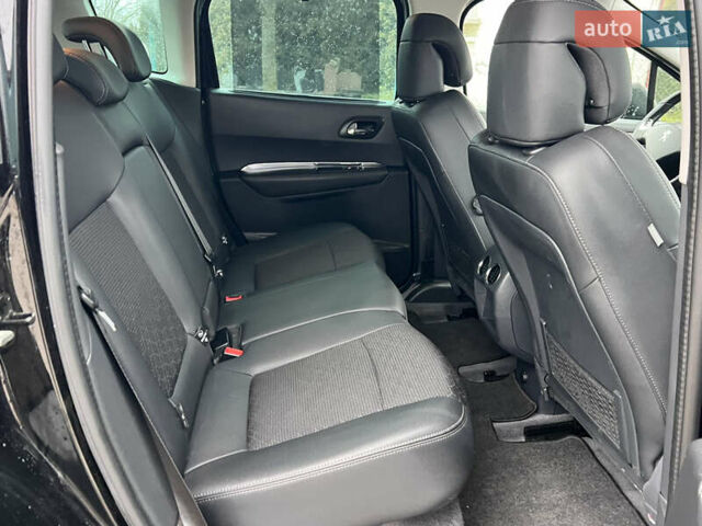 Чорний Пежо 3008, об'ємом двигуна 1.6 л та пробігом 249 тис. км за 12900 $, фото 18 на Automoto.ua