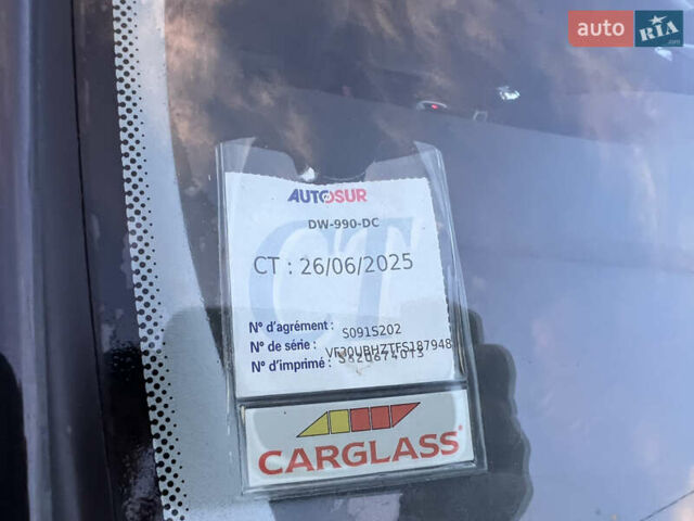 Чорний Пежо 3008, об'ємом двигуна 1.6 л та пробігом 249 тис. км за 12850 $, фото 43 на Automoto.ua