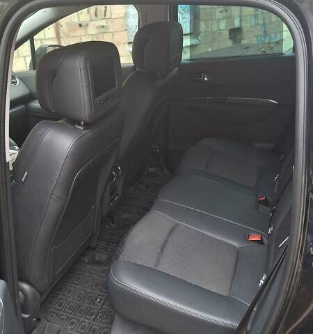 Черный Пежо 3008, объемом двигателя 1.56 л и пробегом 219 тыс. км за 12500 $, фото 4 на Automoto.ua