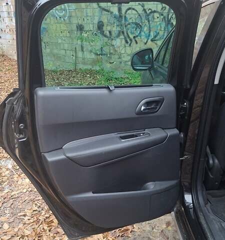 Черный Пежо 3008, объемом двигателя 1.56 л и пробегом 219 тыс. км за 12500 $, фото 7 на Automoto.ua