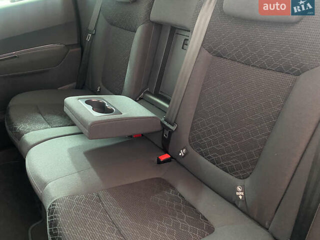 Черный Пежо 3008, объемом двигателя 1.6 л и пробегом 214 тыс. км за 12450 $, фото 11 на Automoto.ua