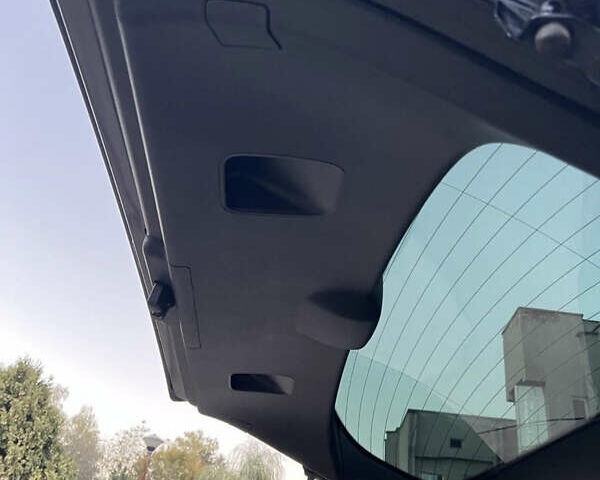 Черный Пежо 3008, объемом двигателя 1.56 л и пробегом 280 тыс. км за 12499 $, фото 15 на Automoto.ua