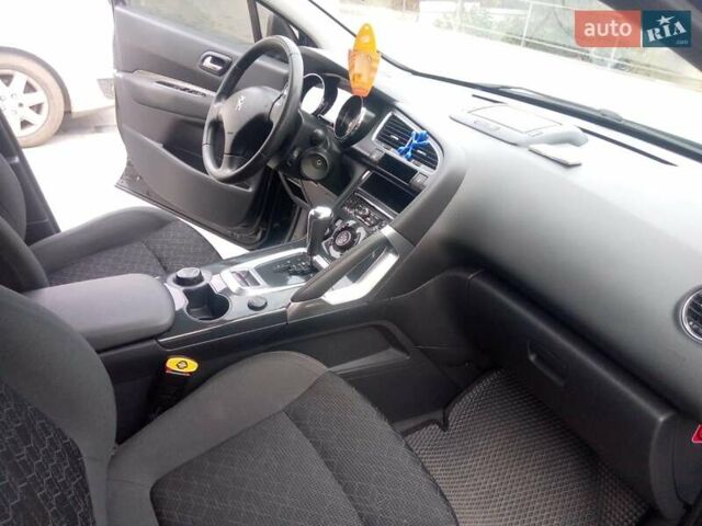 Чорний Пежо 3008, об'ємом двигуна 1.6 л та пробігом 216 тис. км за 12000 $, фото 10 на Automoto.ua