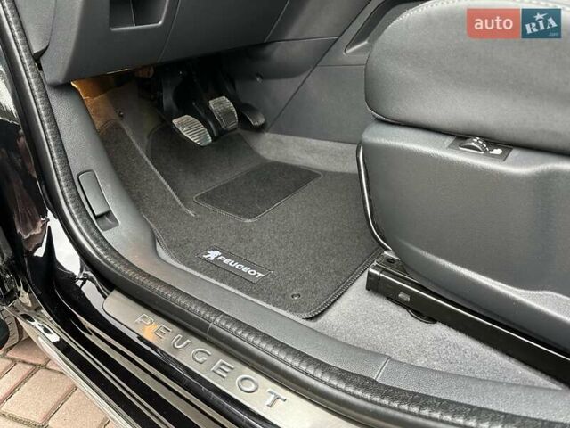 Черный Пежо 3008, объемом двигателя 2 л и пробегом 147 тыс. км за 14700 $, фото 34 на Automoto.ua