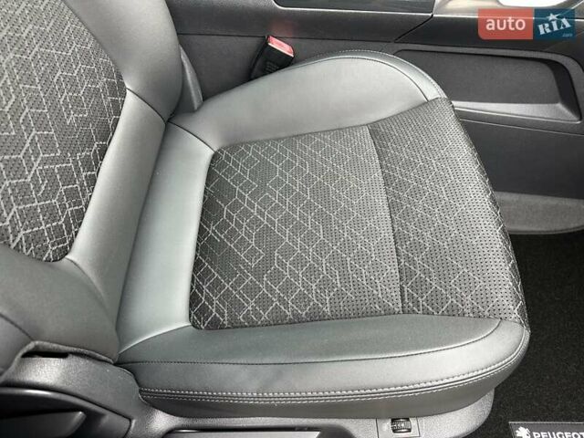 Черный Пежо 3008, объемом двигателя 2 л и пробегом 147 тыс. км за 14700 $, фото 50 на Automoto.ua