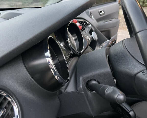 Черный Пежо 3008, объемом двигателя 1.56 л и пробегом 280 тыс. км за 12499 $, фото 20 на Automoto.ua