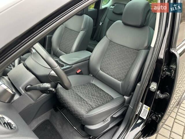 Черный Пежо 3008, объемом двигателя 2 л и пробегом 147 тыс. км за 14700 $, фото 15 на Automoto.ua