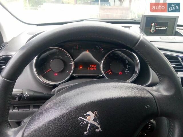 Чорний Пежо 3008, об'ємом двигуна 1.6 л та пробігом 216 тис. км за 12000 $, фото 6 на Automoto.ua