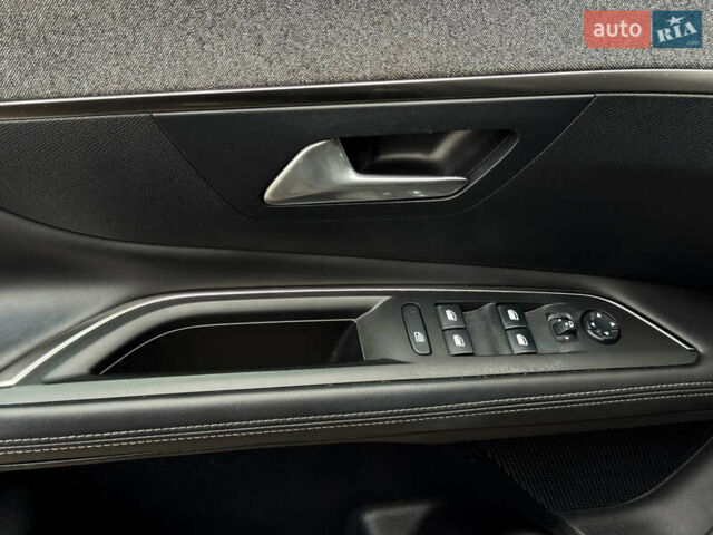 Чорний Пежо 3008, об'ємом двигуна 1.2 л та пробігом 151 тис. км за 20499 $, фото 14 на Automoto.ua