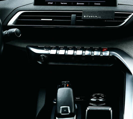 Черный Пежо 3008, объемом двигателя 2 л и пробегом 240 тыс. км за 18800 $, фото 27 на Automoto.ua