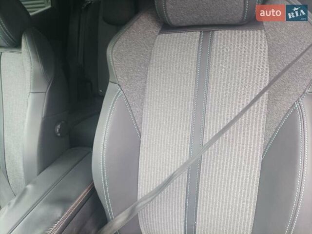 Черный Пежо 3008, объемом двигателя 1.56 л и пробегом 205 тыс. км за 15200 $, фото 19 на Automoto.ua