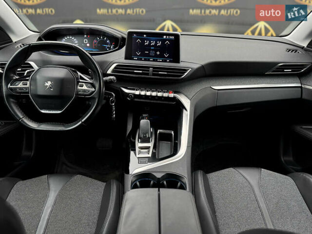 Чорний Пежо 3008, об'ємом двигуна 1.2 л та пробігом 151 тис. км за 20499 $, фото 18 на Automoto.ua
