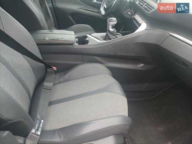 Черный Пежо 3008, объемом двигателя 1.56 л и пробегом 205 тыс. км за 15200 $, фото 21 на Automoto.ua