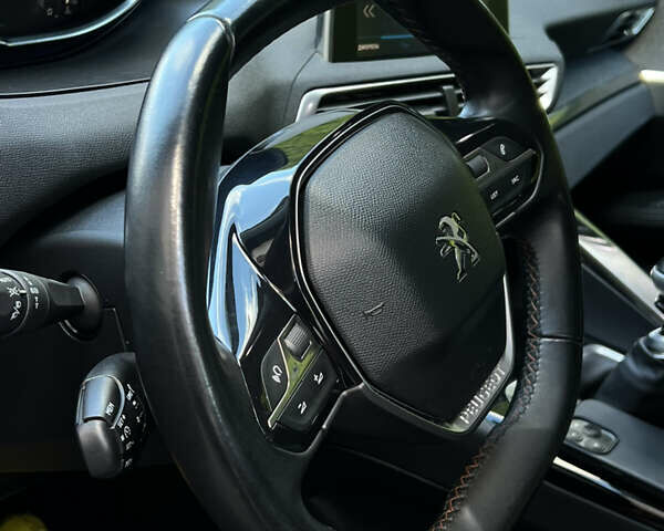 Черный Пежо 3008, объемом двигателя 1.56 л и пробегом 205 тыс. км за 17200 $, фото 38 на Automoto.ua