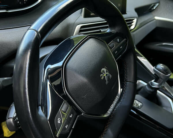 Черный Пежо 3008, объемом двигателя 1.56 л и пробегом 205 тыс. км за 17200 $, фото 52 на Automoto.ua