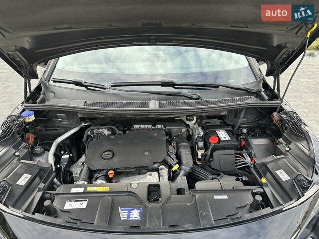 Черный Пежо 3008, объемом двигателя 1.5 л и пробегом 254 тыс. км за 17900 $, фото 84 на Automoto.ua