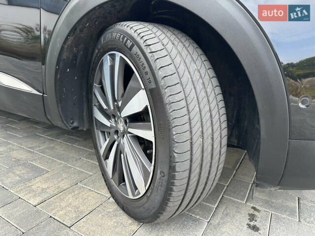 Черный Пежо 3008, объемом двигателя 1.5 л и пробегом 254 тыс. км за 17900 $, фото 79 на Automoto.ua