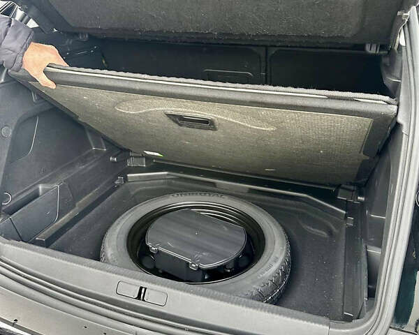 Черный Пежо 3008, объемом двигателя 1.5 л и пробегом 161 тыс. км за 19900 $, фото 14 на Automoto.ua